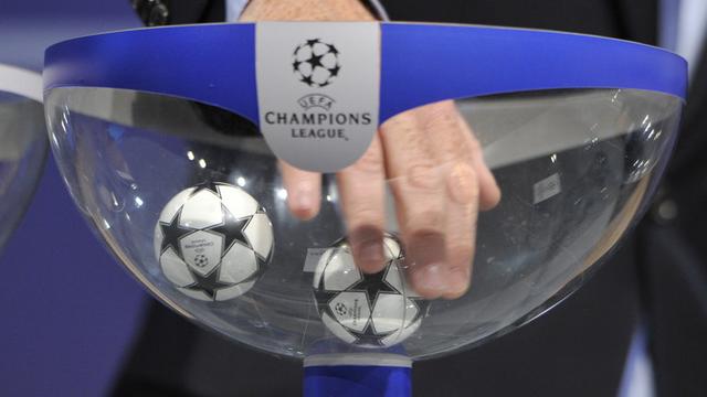 公交车被cao合不拢腿